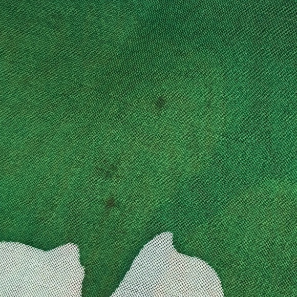 Summer Spring time Floral Print Rectangular Scarf. 100% vinyl. Made in Japan - Picture 9 of 16